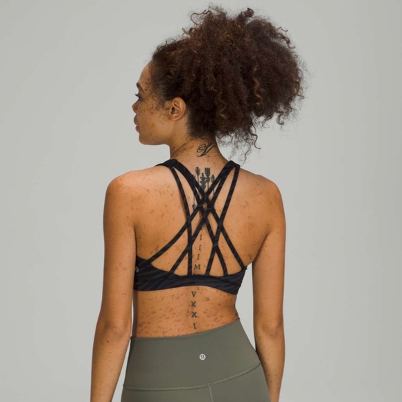 Lululemon Free To Be Serene Bra Light Support, C/D Cup Size 4 - Picture 3 of 9